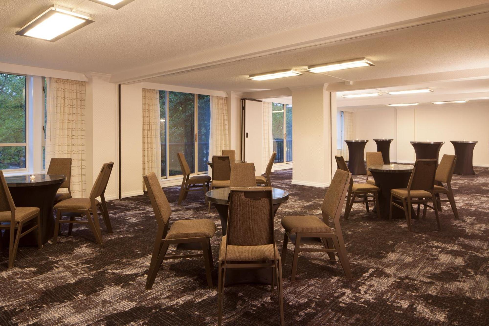 เดอะ เวสทิน ปริ้นซ์ตัน แอท ฟอเรสทัล วิลเลจ Hotel พรินซ์ตัน ภายนอก รูปภาพ